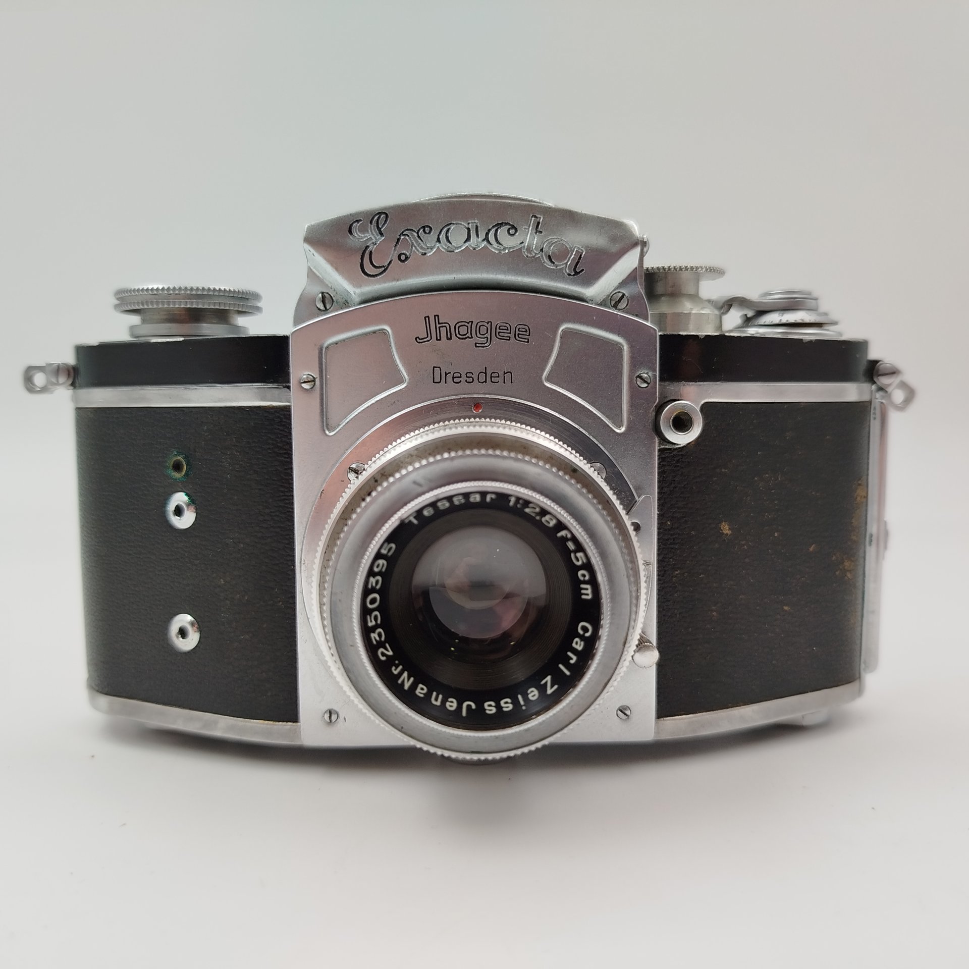 Фотоаппарат "Exacta" в кофре, Jhagee