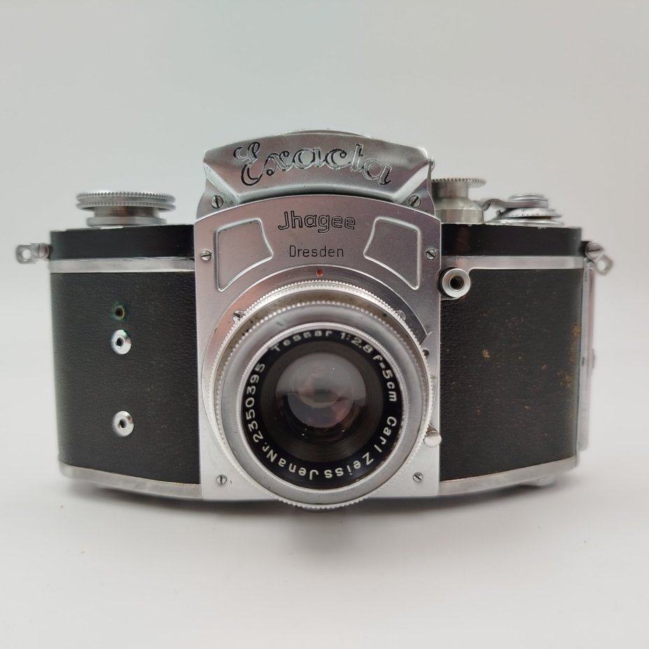 Фотоаппарат "Exacta" в кофре, Jhagee, металл, кожа, стекло, Германия, 1945-1946 гг.