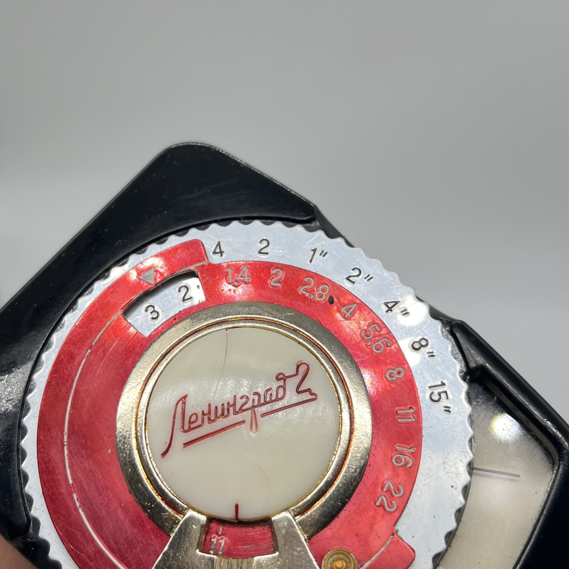 Фотоэлектрический экспонометр "Ленинград", пластик, кожа, Завод «Вибратор», г. Ленинград, СССР, 1950-1970 гг.