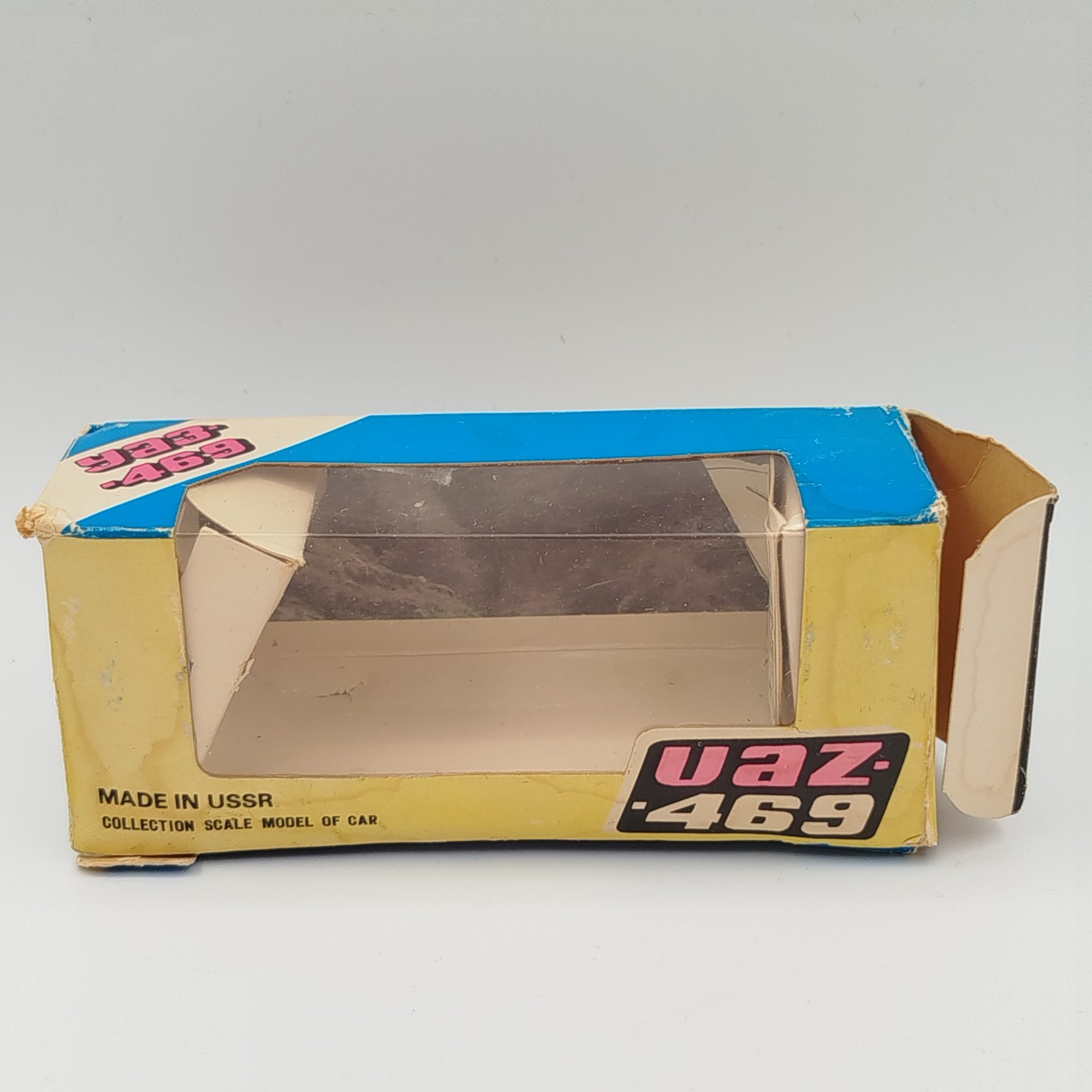 Модель автомобиля "УАЗ 469. №А34" в коробке