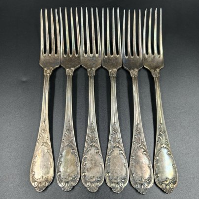 Набор из шести больших вилок с растительным декором, мНЦ (медь-никель-цинк), Вольнянский завод столовых приборов им. Шевченко (ЗiШ, ЗиШ), СССР, 1960-1980 гг.