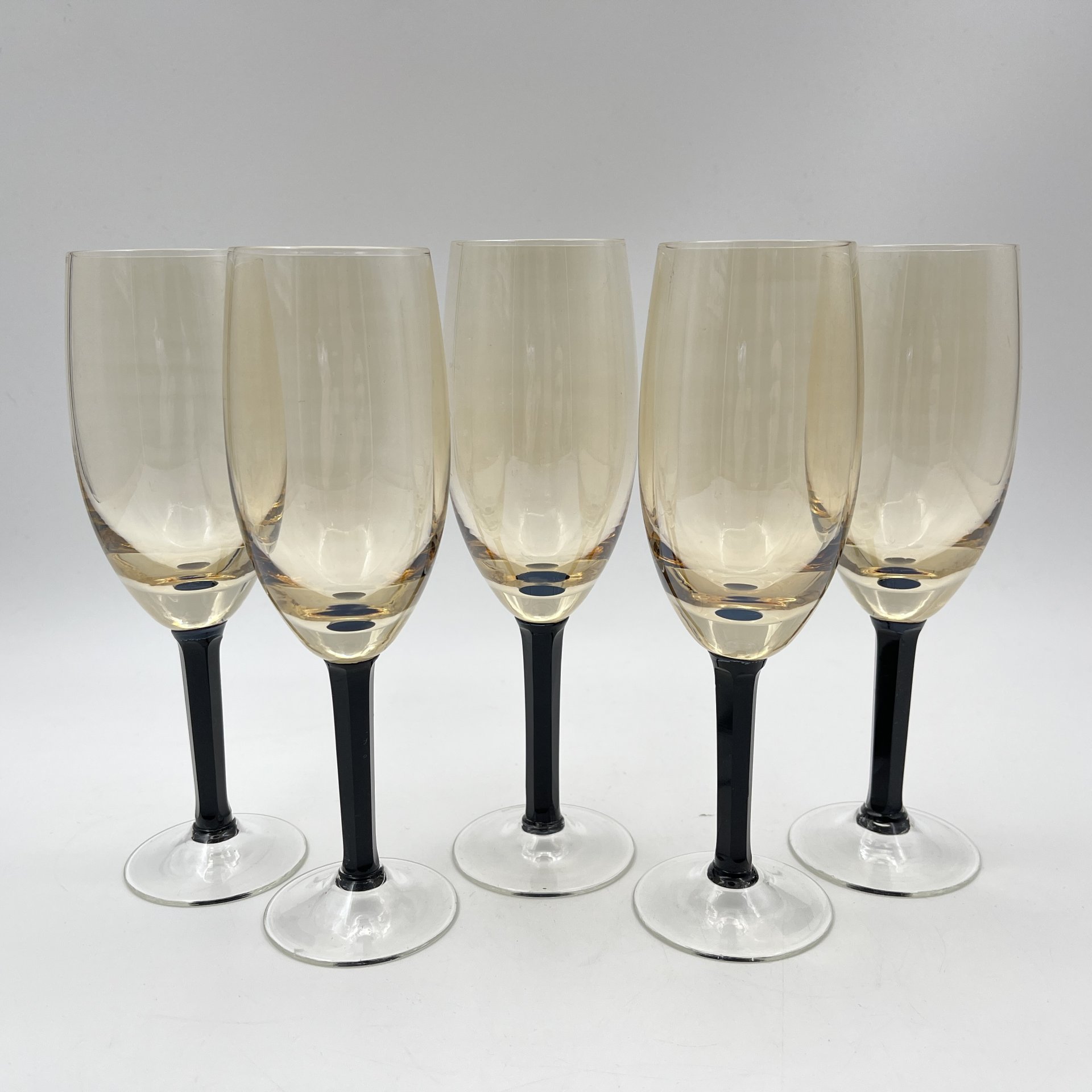 Набор фужеров для шампанского на 5 персон, хрусталь, гранение, Стеклозавод «Неман», СССР, 1970-1990 гг.