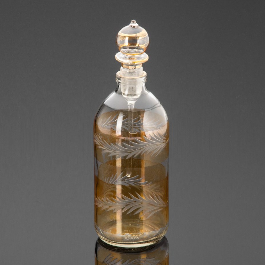 Косметический флакон для духов со стеклянной пипеткой, украшенный резным растительным декором