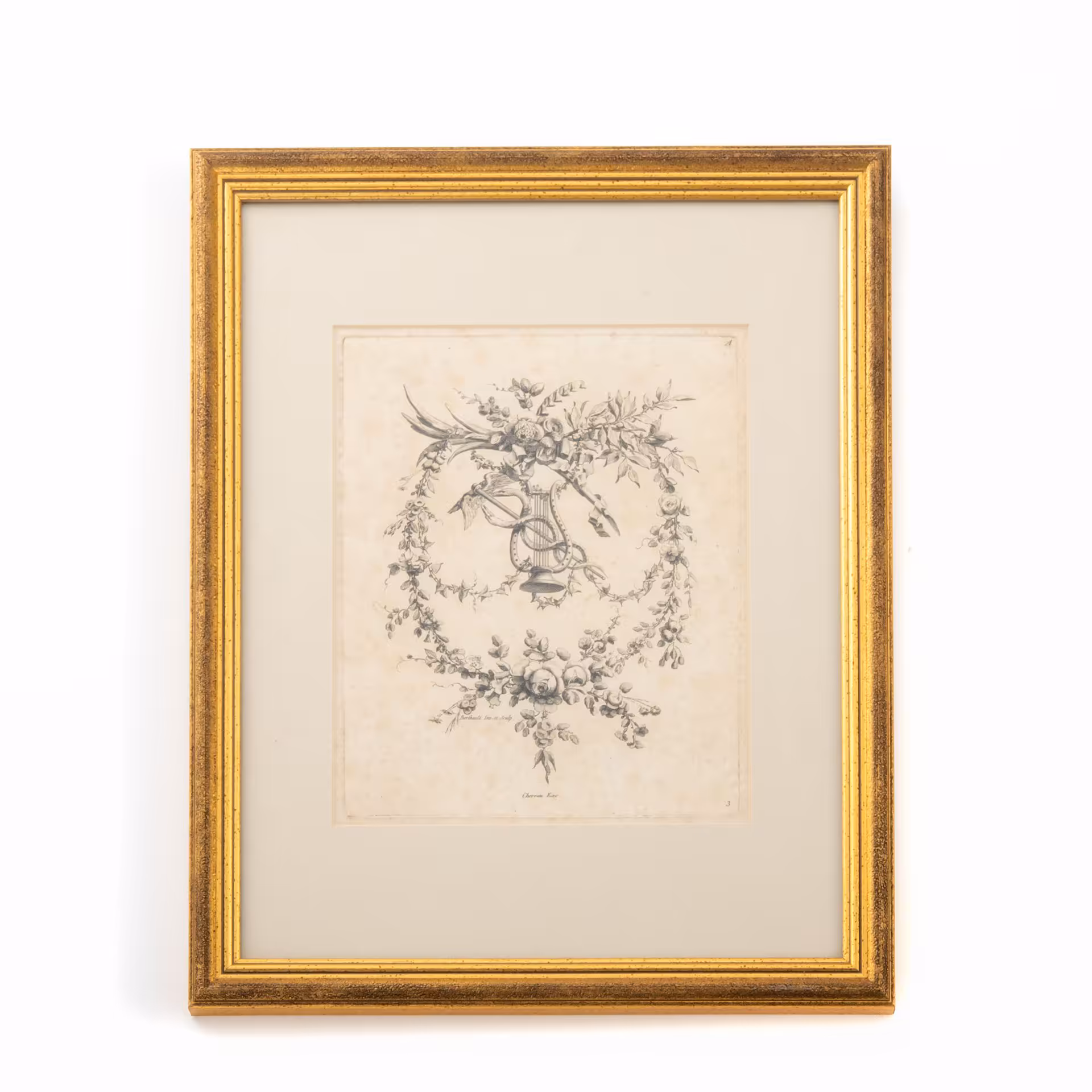Гравюра по рисунку Пьера-Габриеля Берто (Berthault, Pierre-Gabriel, 1737-1831 гг.) с изображением декоративной композиции в виде цветочной гирлянды, лиры и кадуцея в паспарту и застеклённой раме, Издание Жак-Франсуа Шеро (Jacques-François Chéreau)