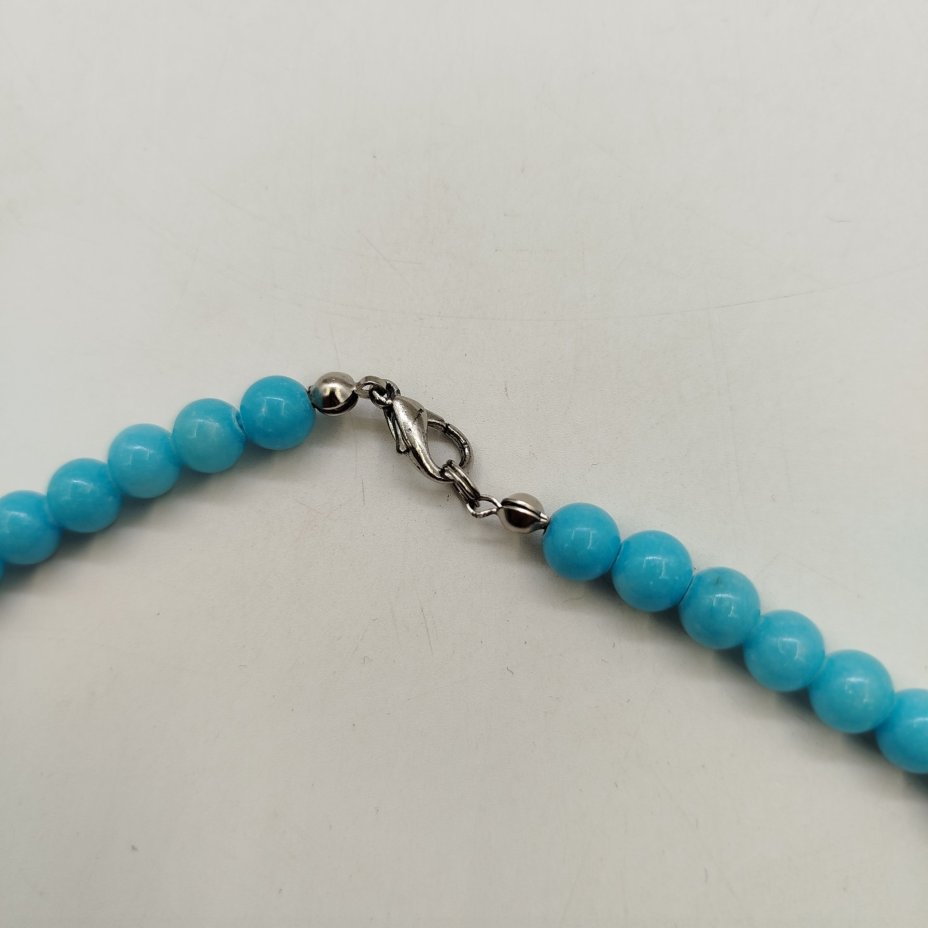 Бусы с бусинами круглой формы