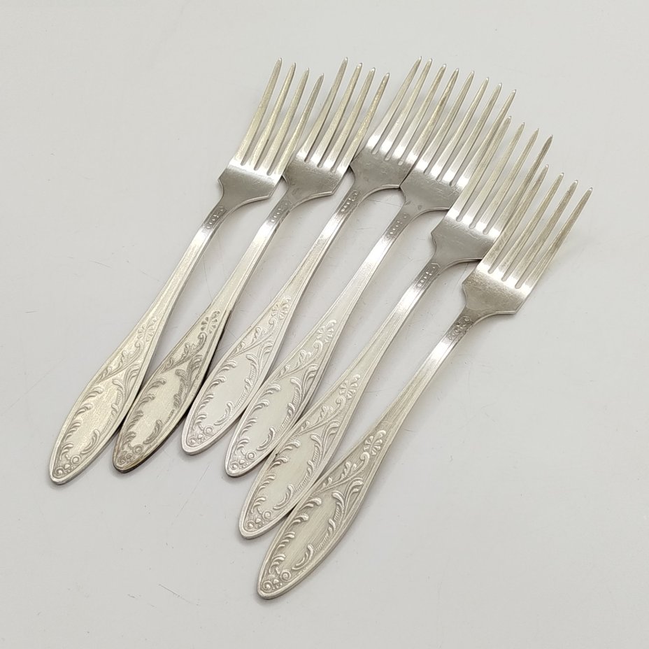 Набор из шести десертных вилок "Пламя", мНЦ (медь-никель-цинк), Кольчугинский завод цветных металлов, СССР, 1960-1990 гг.
