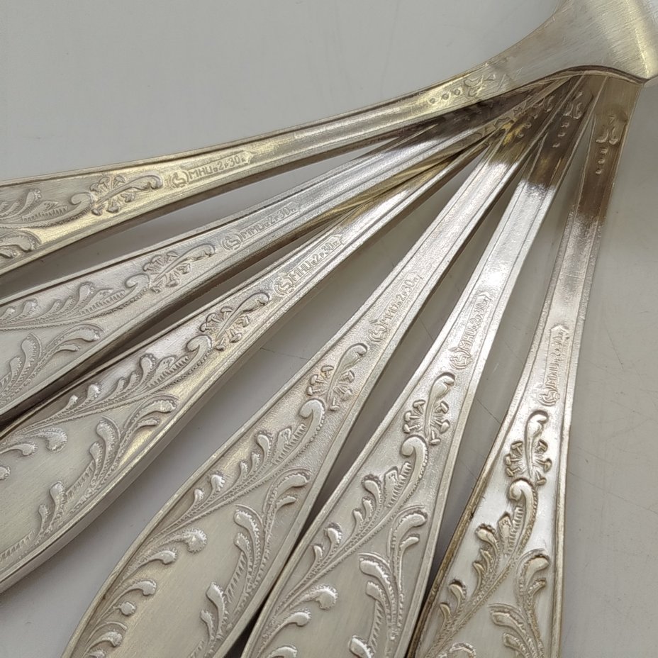 Набор из шести десертных вилок "Пламя", мНЦ (медь-никель-цинк), Кольчугинский завод цветных металлов, СССР, 1960-1990 гг.