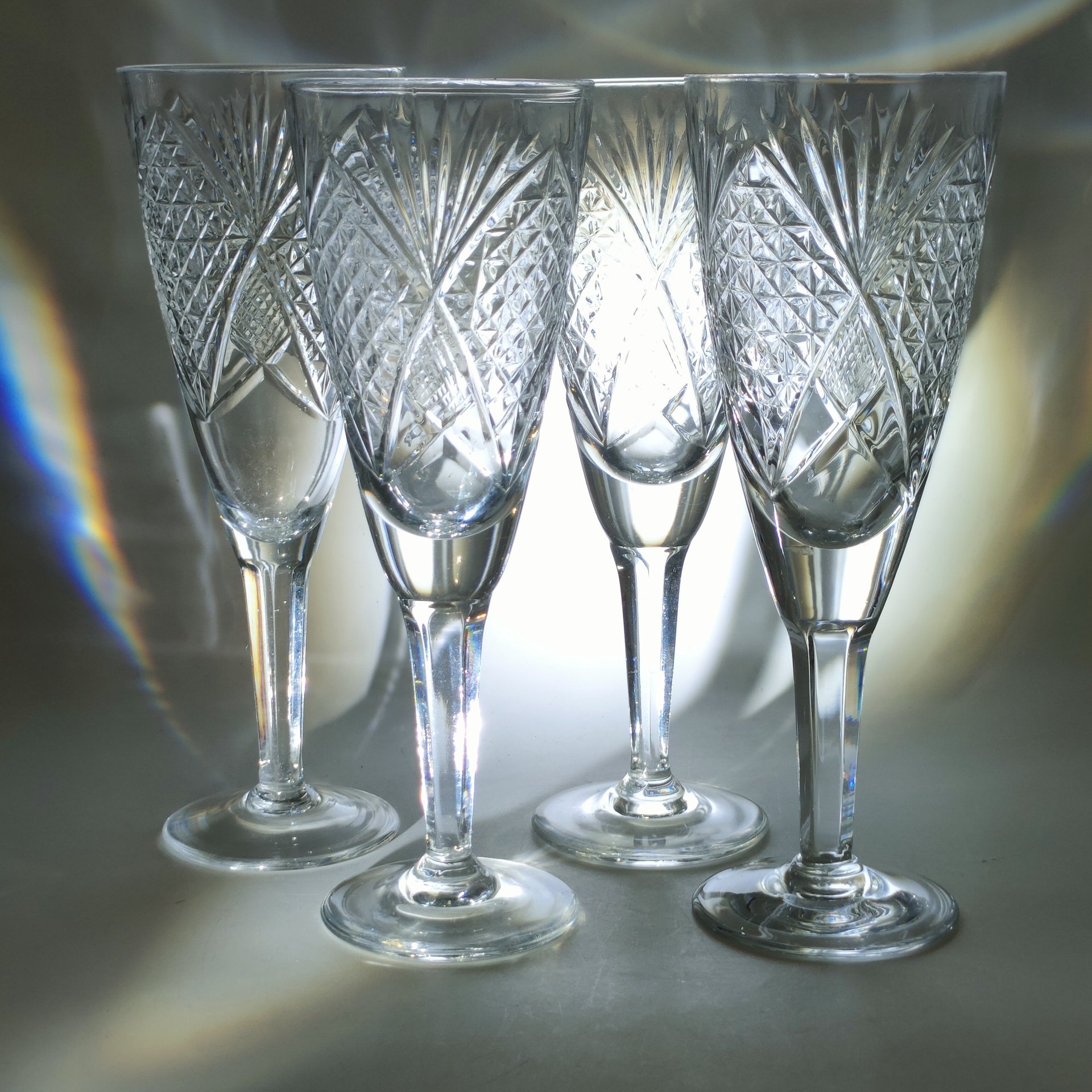 Набор из 4-х бокалов с резным геометрическим декором, хрусталь, алмазная грань, СССР, 1970-1990 гг.