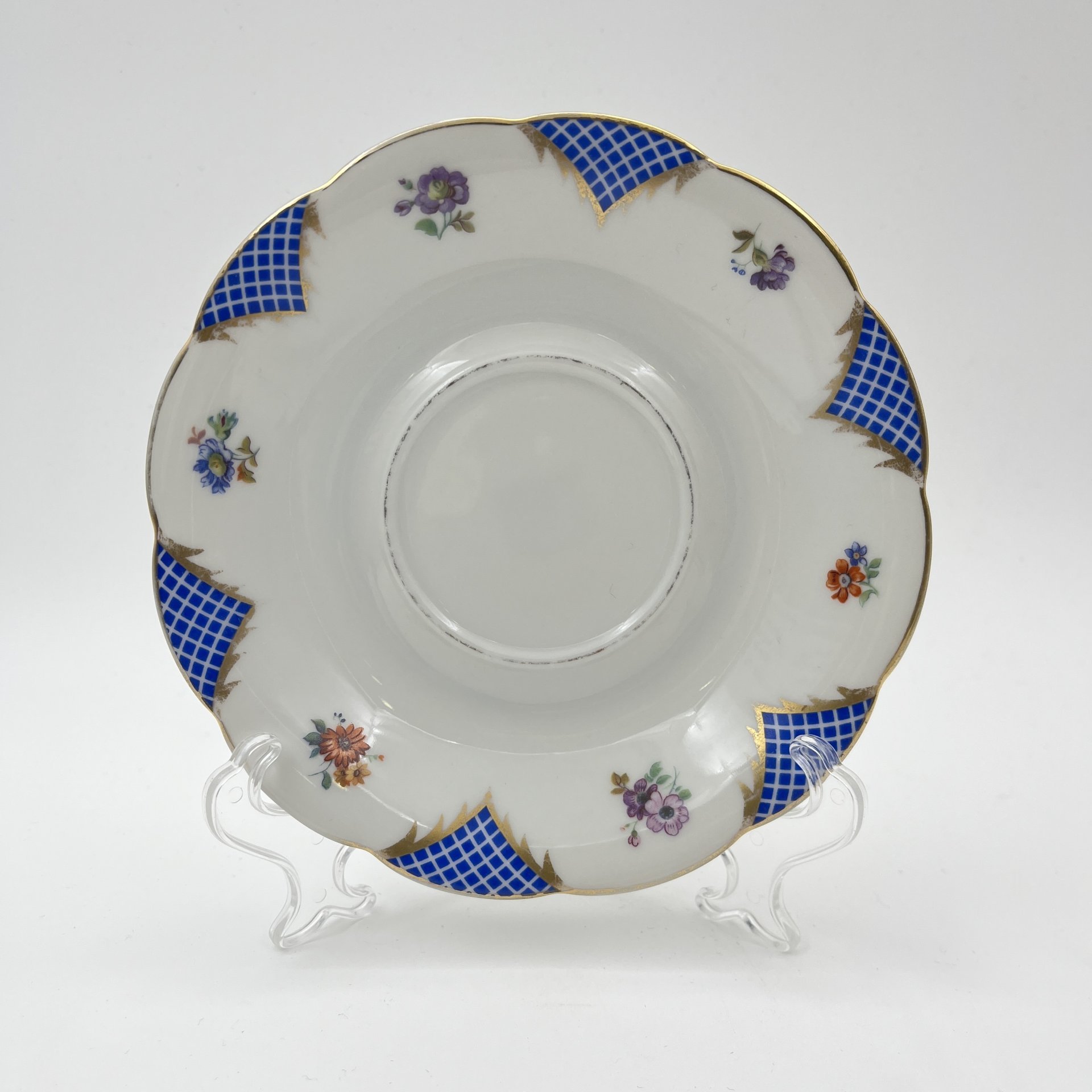 Трио чайное, украшенное цветочным декором, Ullersricht Weiden, фарфор, деколь, золочение, Bavaria Porzellan, Германия, 1930-1950 гг.