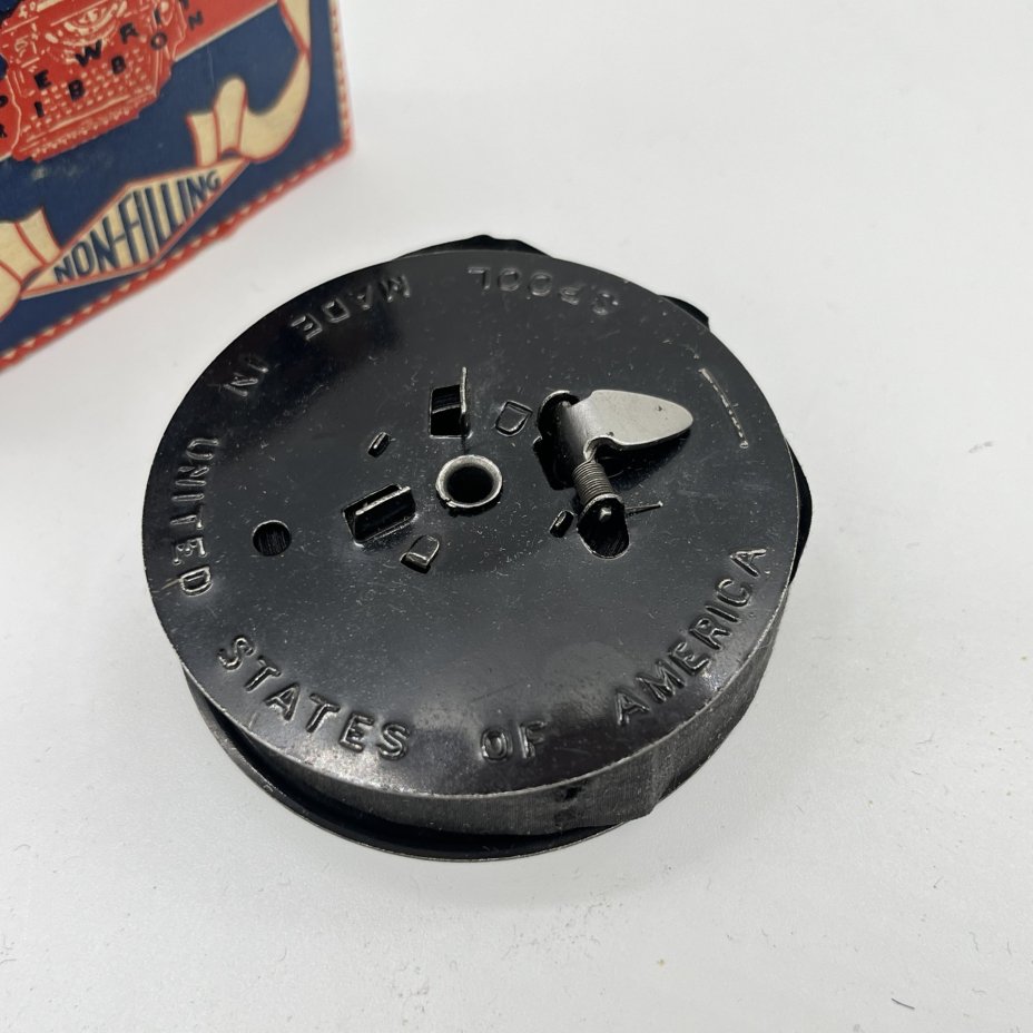 Лента для печатной машинки Franklin Ribbon & Carbon Co. в оригинальной упаковке