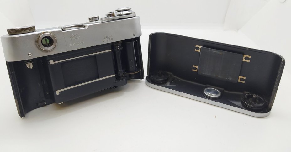 Фотоаппарат "ФЭД-3" с объективом "Индустар-26м" в оригинальном кофре, Харьковский машиностроительный завод им. Дзержинского (ФЭД)