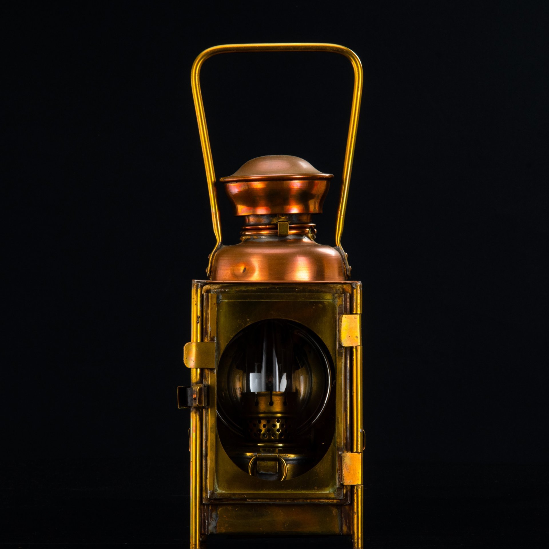 Фонарь керосиновый (железнодорожный), A.Butin