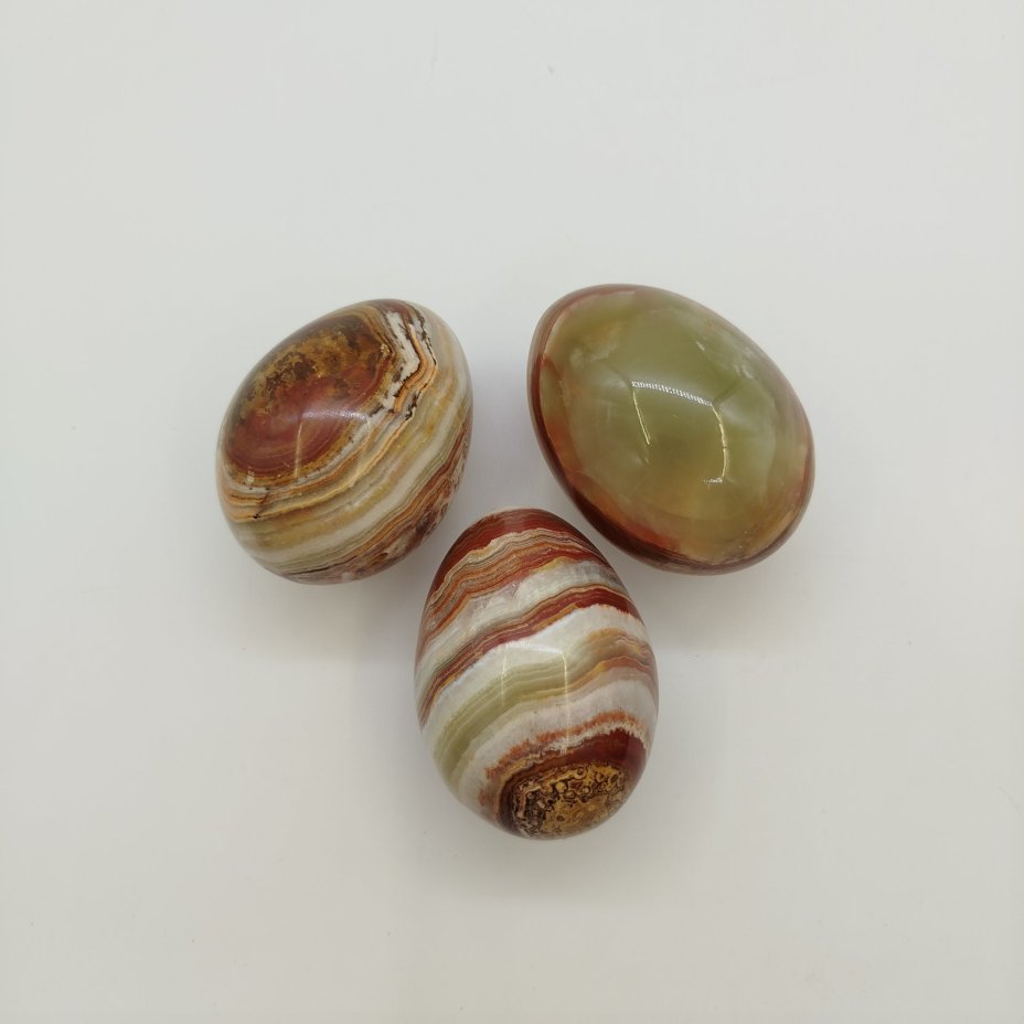 Набор из трех статуэток в виде яйца, натуральный камень, Азия, 2000-2010 гг.