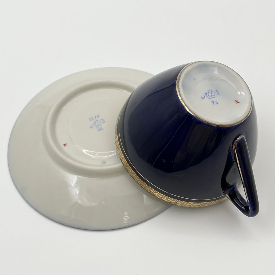 Пара кофейная, фарфор, крытье кобальтом, золочение, Ленинградский фарфоровый завод (ЛФЗ), СССР, 1970-1990 гг.