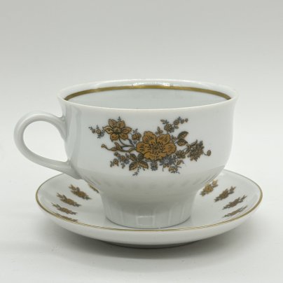 Чайная пара с цветочным декором, фарфор, деколь, золочение, Graf Von Henneberg Porzellan, 1777 Jlmenau, ГДР, 1977-1990 гг., Graf Von Henneberg Porzellan