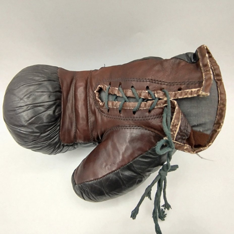 Перчатки боксёрские, кожа, текстиль