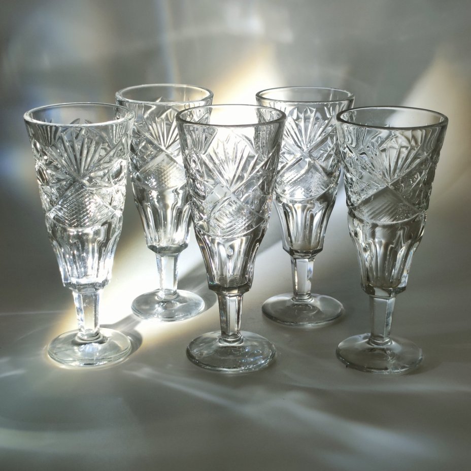 Набор из 5-ти лафитников с резным декором