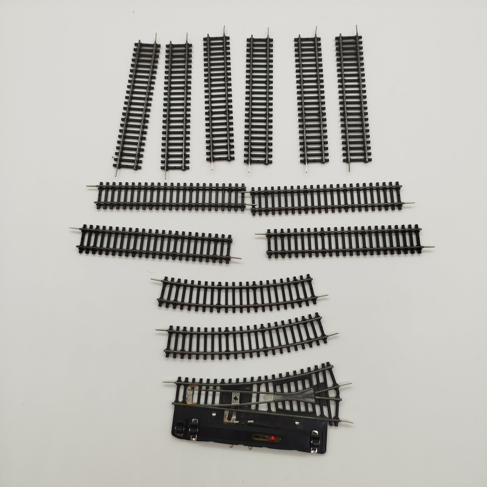 Набор из тринадцати рельс для железной дороги 9 мм., Berliner TT Bahnen