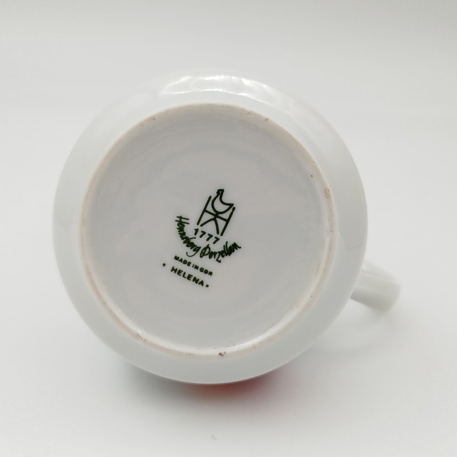 Молочник с цветочным декором, фарфор, деколь, золочение, Graf Von Henneberg Porzellan, 1777 Jlmenau, ГДР, 1977-1990 гг.