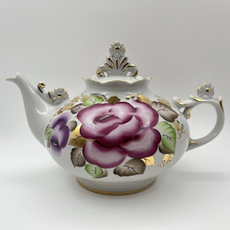 Набор из 2-х чайников (доливной и заварочный) с цветочным декором, фарфор, роспись, золочение, Ленинградский опытный завод (ЛОЗ), СССР, 1984-1991 гг.