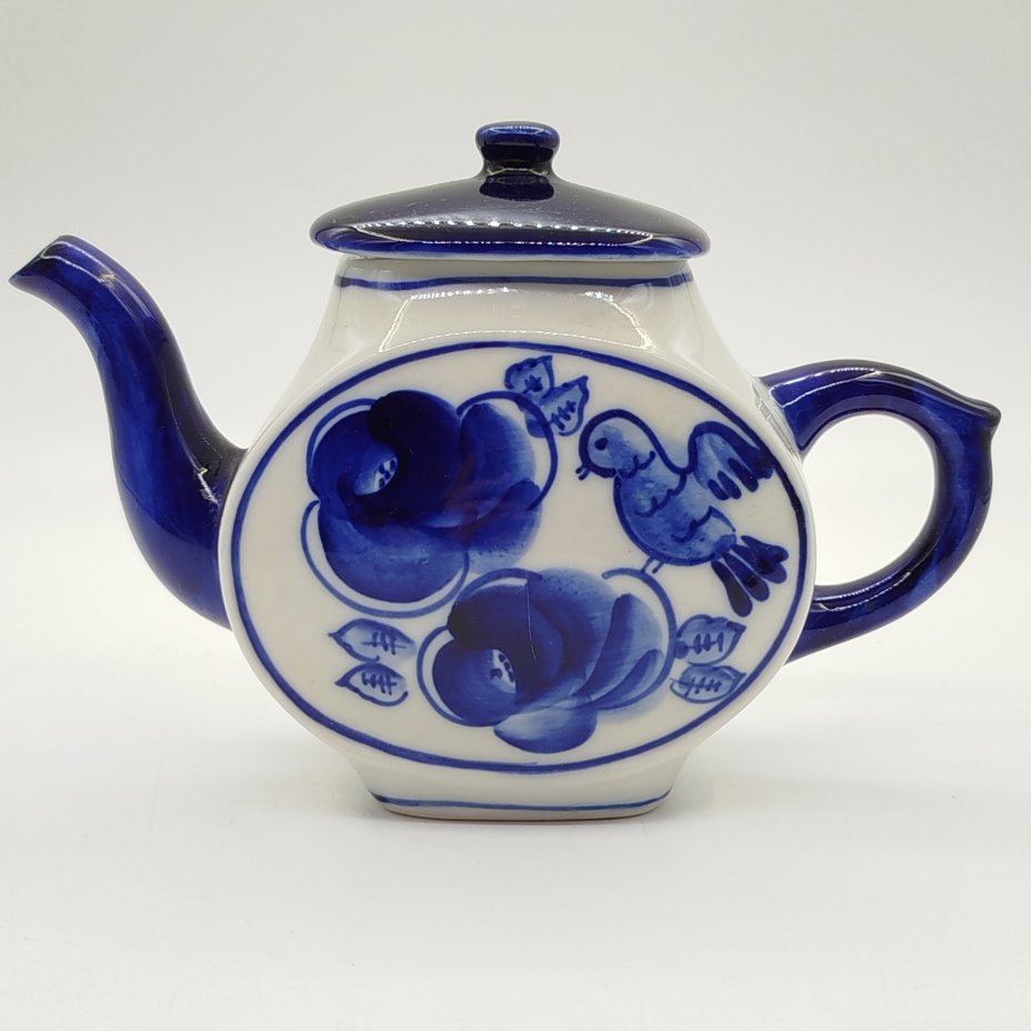 Чайник заварочный с изображением птиц и цветов, автор Л.П. Азарова