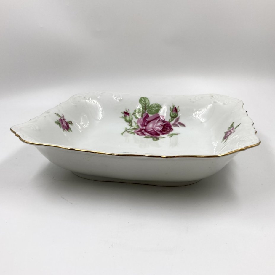 Квадратный салатник с флоральным декором, фарфор, деколь, золочение, Западная Европа, 1970-2000 гг.