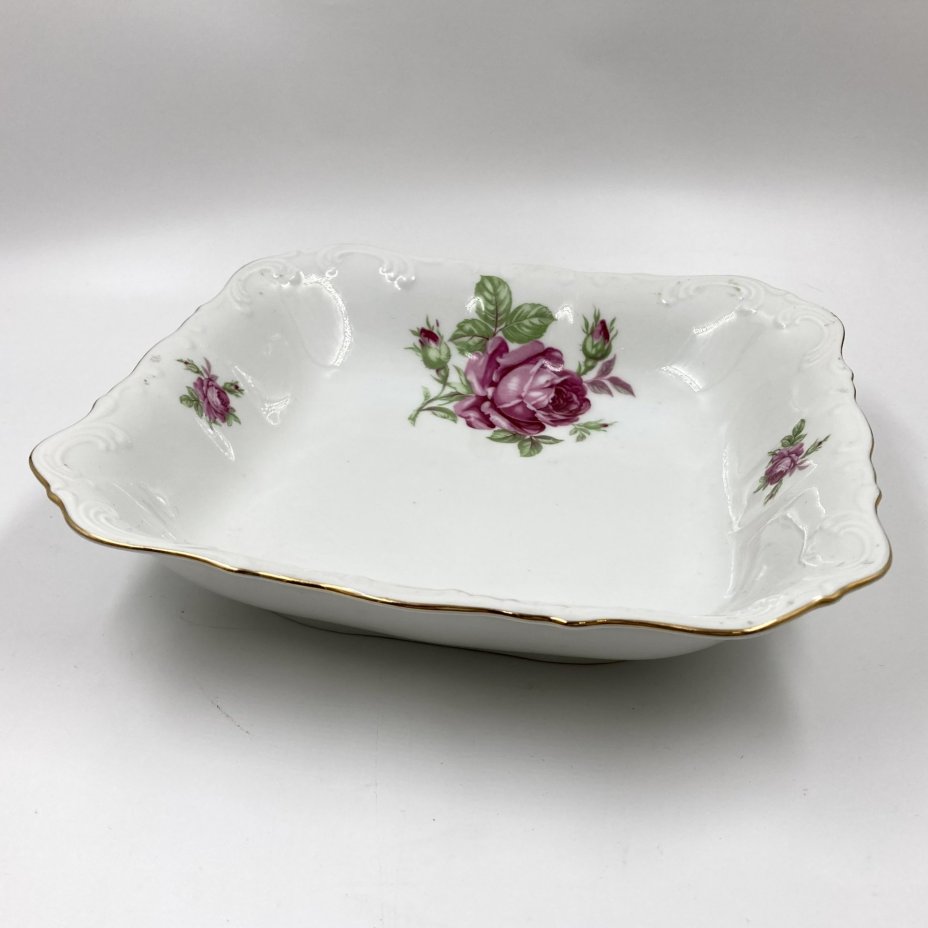 Квадратный салатник с флоральным декором, фарфор, деколь, золочение, Западная Европа, 1970-2000 гг.