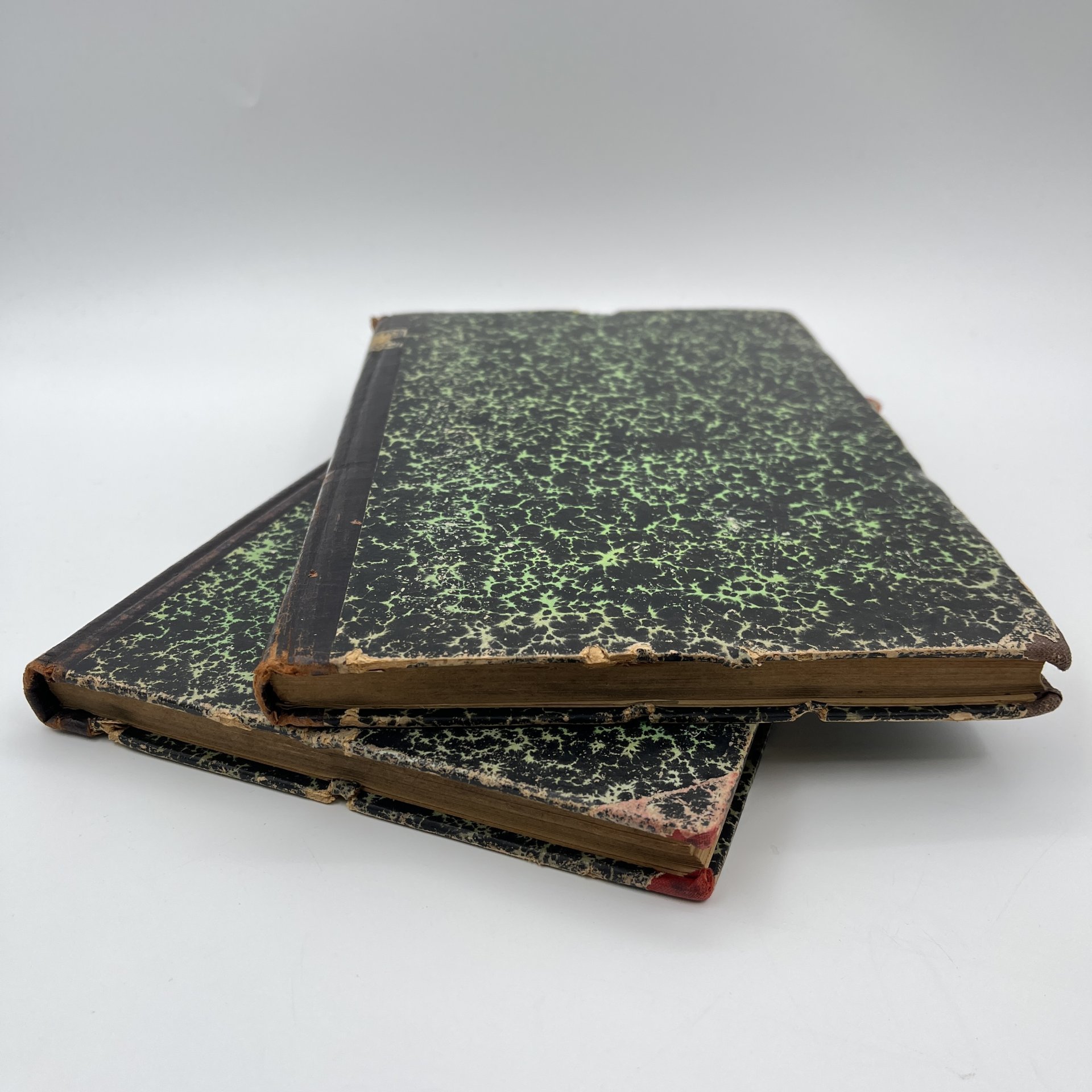 Тэн, И. "Происхождение современной Франции", пер. с франц.; под ред. А.В. Швырова., тома 2 и 4, бумага, печать, полукожаный переплёт, золочение, Издательство «Наука», Российская империя, 1907 г.