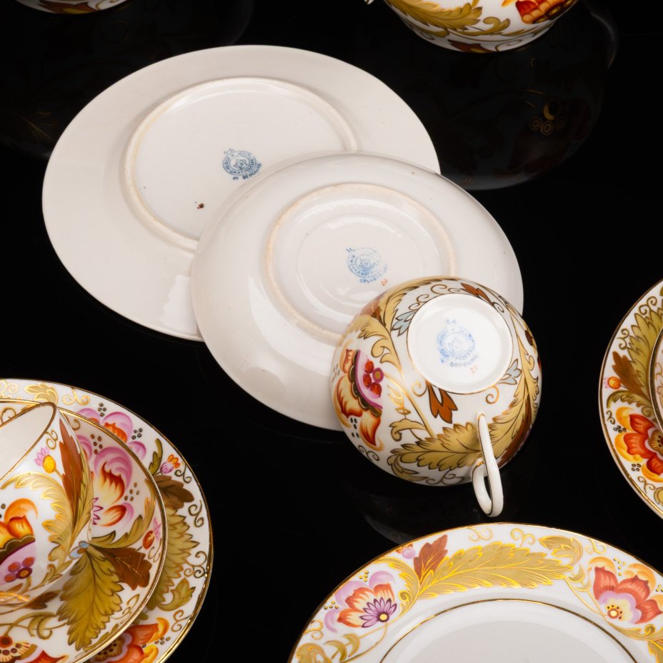 Набор чайный на 5 персон "Маки" (18 предметов), автор росписи А.А.Чекулина, фарфор, роспись, золочение, Дмитровский фарфоровый завод (ДФЗ Вербилки), СССР, 1940-1954 гг.