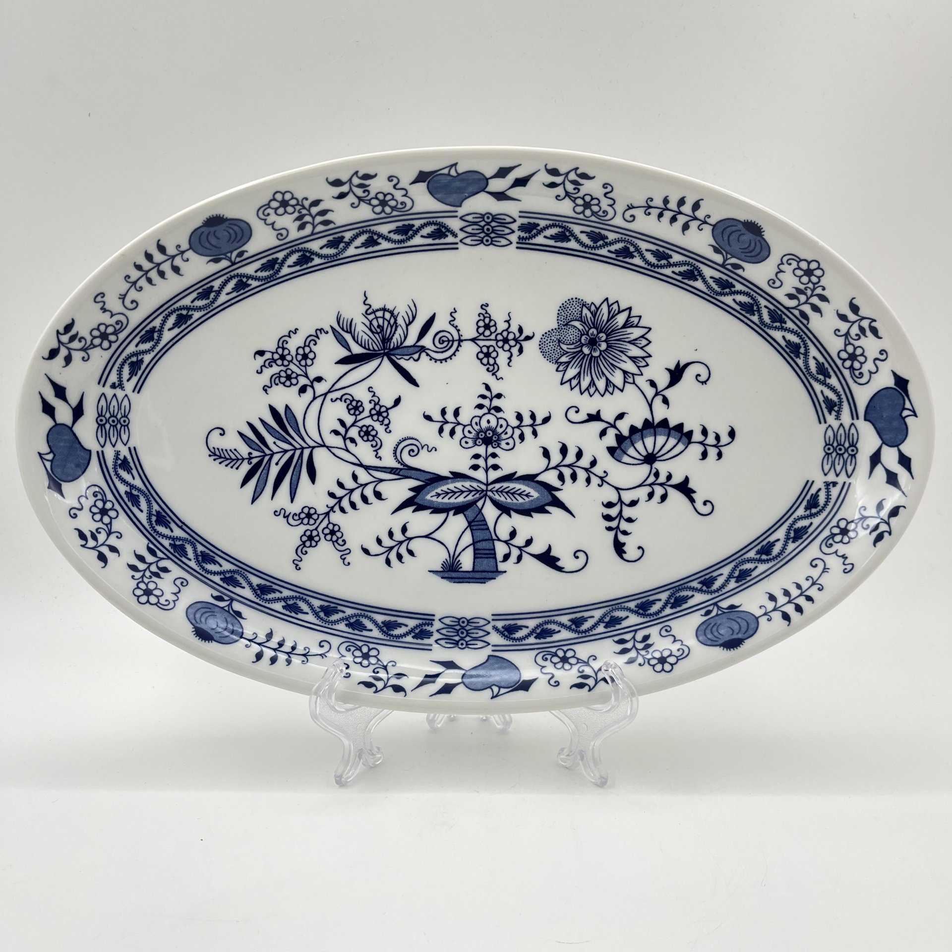 Набор из двух овальных блюд "Луковый узор", "Bohemia inglazed"