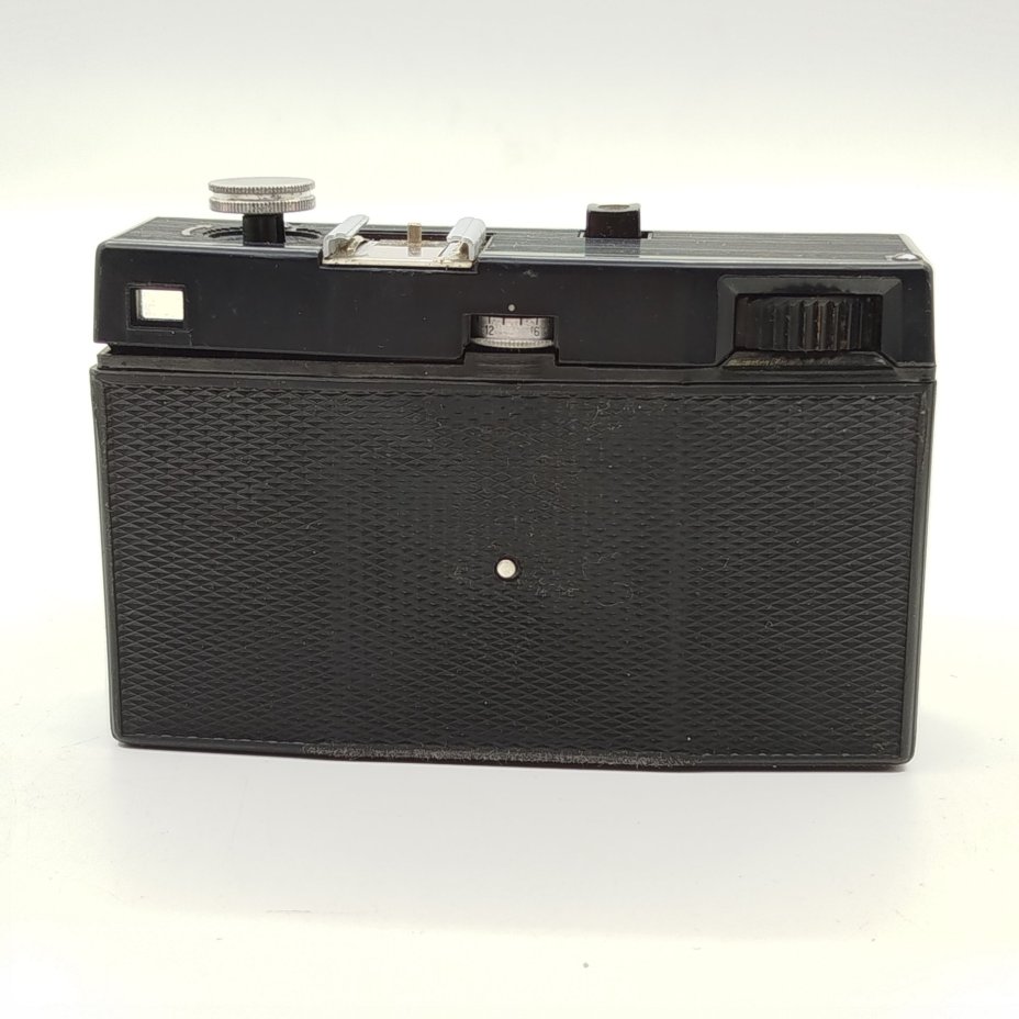 Фотоаппарат "Смена-8" в оригинальном кофре (не работает)