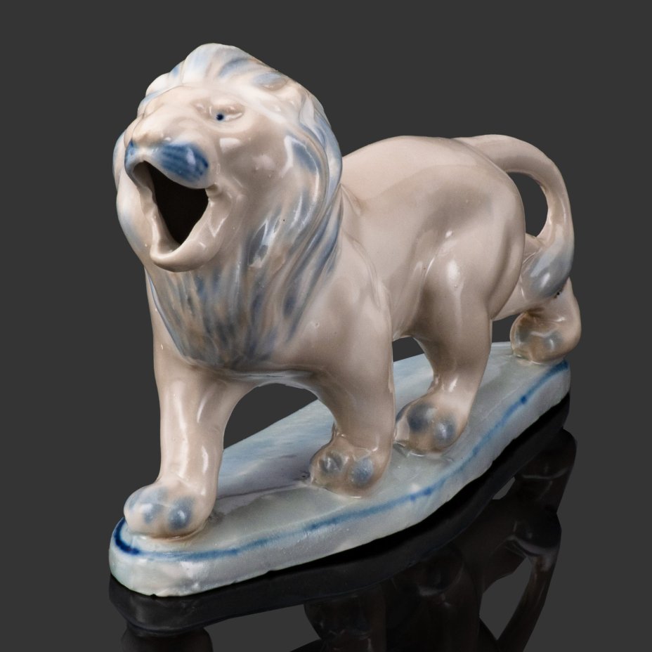 Статуэтка "Лев", фарфор, роспись, СССР, 1940-1960 гг.