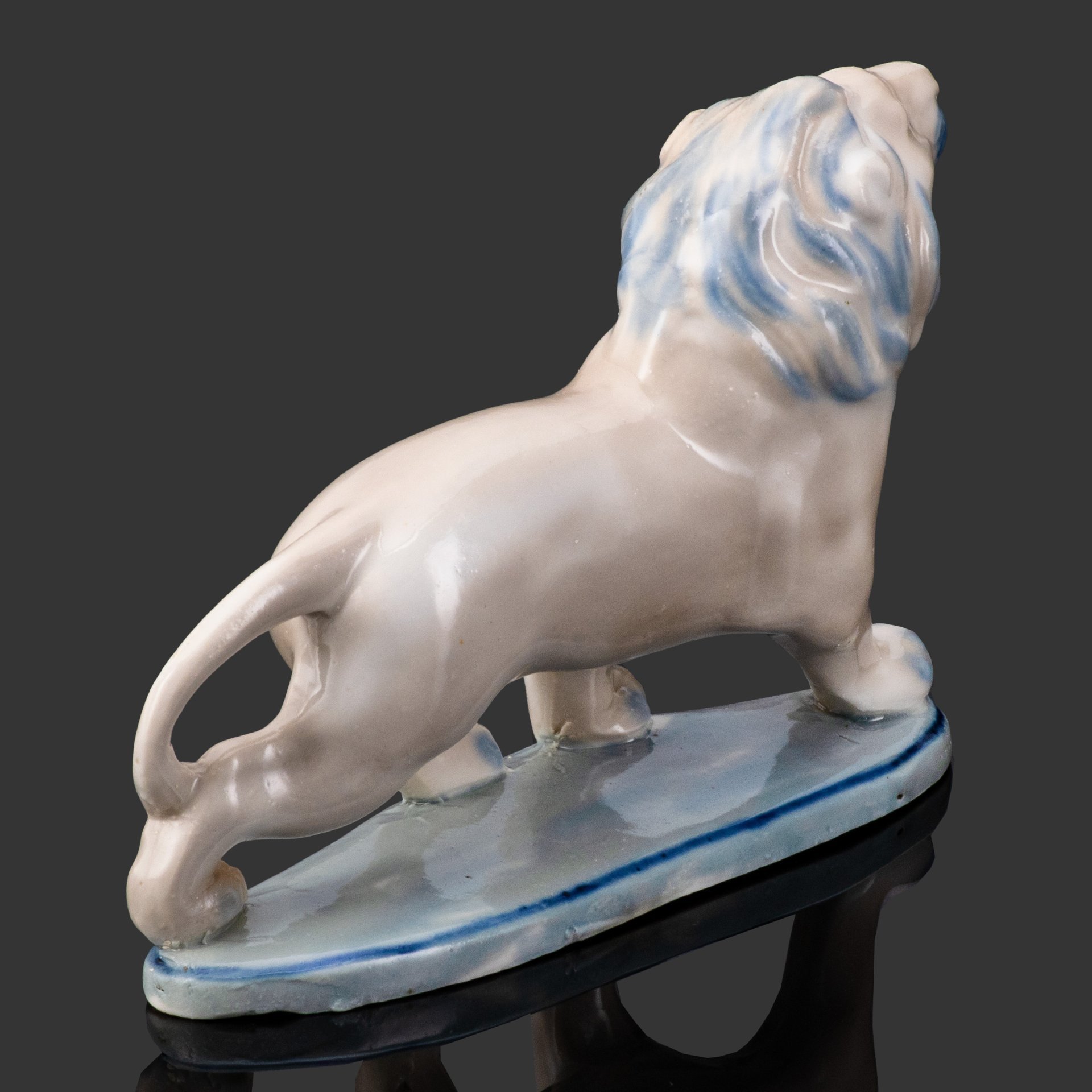 Статуэтка "Лев", фарфор, роспись, СССР, 1940-1960 гг.