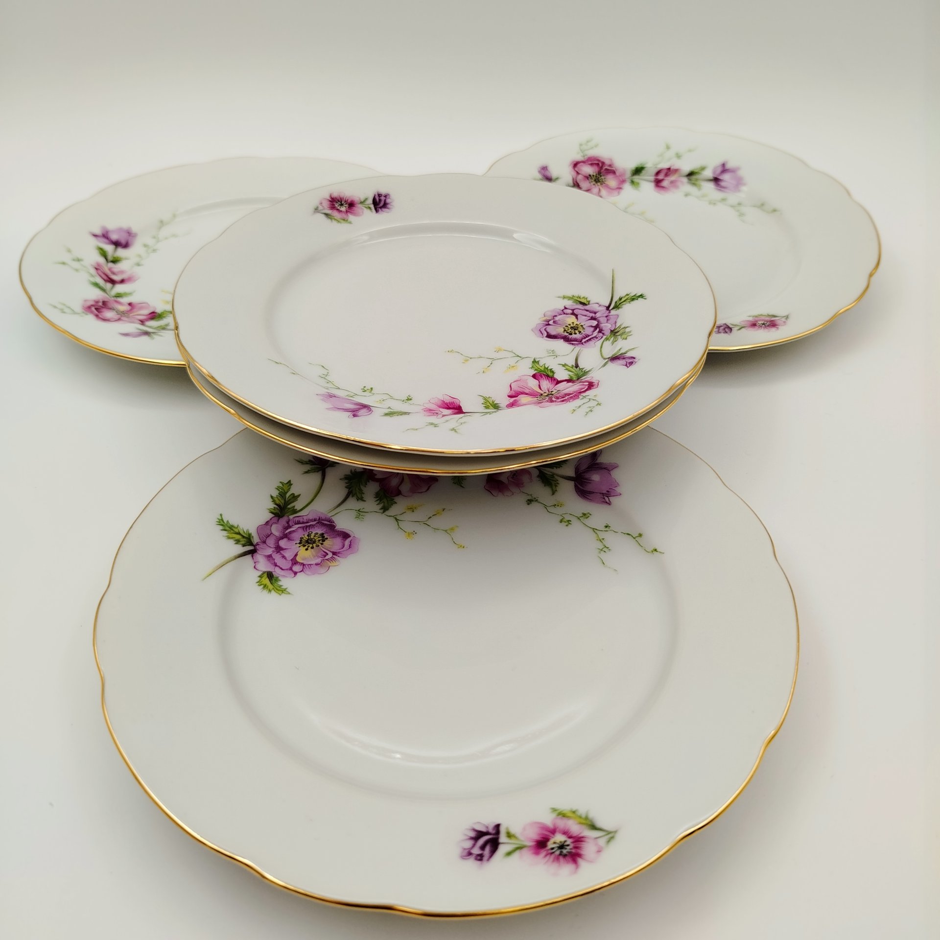 Набор из 6-ти десертных  тарелок с цветочным декором, "Gebrüder Benedikt", фарфор, деколь, золочение, Чехословакия, 1960-1990 гг.