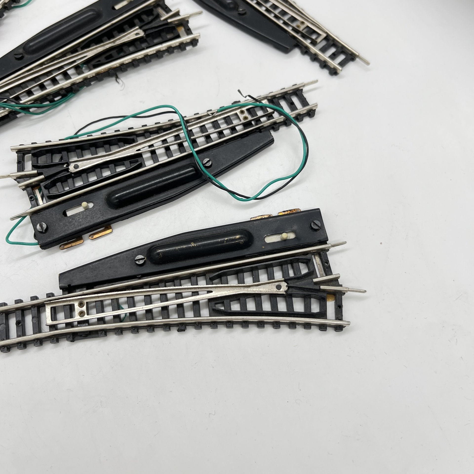 Набор из 6 железнодорожных стрелок 9 мм, пластик, металл, Piko, ГДР, 1970-1980 гг.