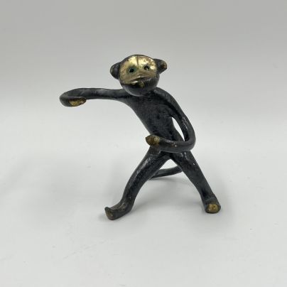 Статуэтка "Обезьянка" (подставка под солонку и перечницу), бронза, СССР, 1960-1980 гг.