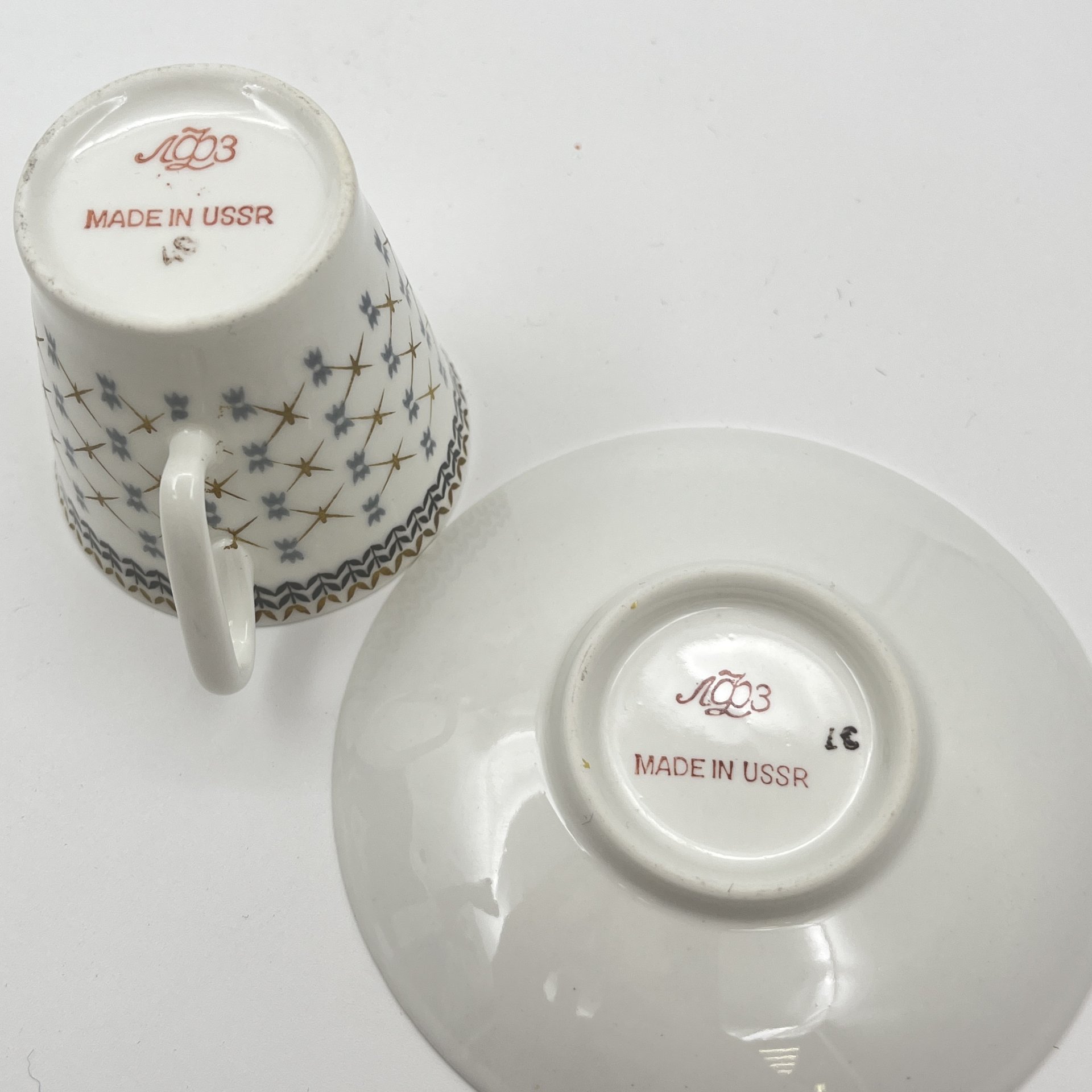 Пара кофейная, фарфор, деколь, золочение, Ленинградский фарфоровый завод (ЛФЗ), СССР, 1970-1990 гг.