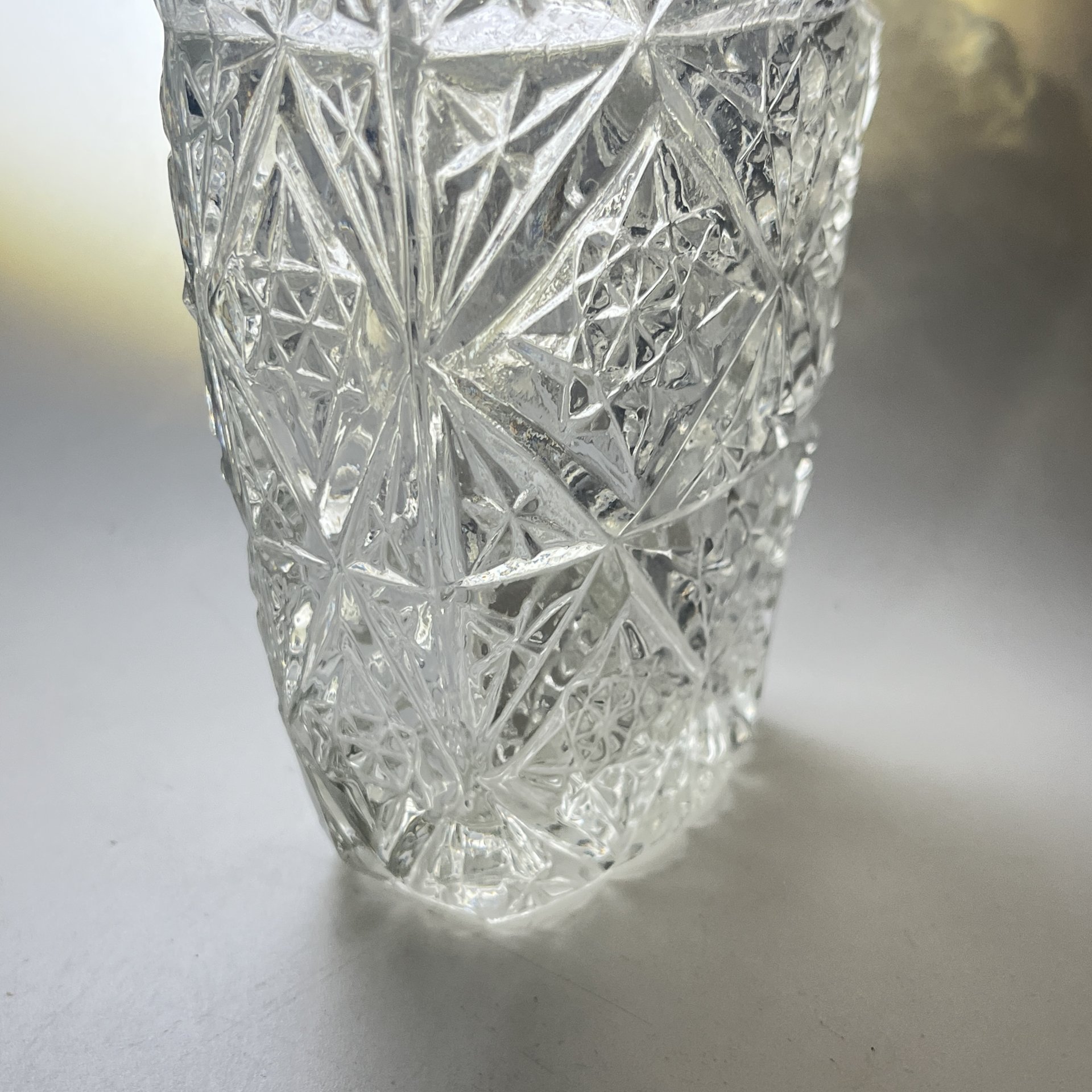 Вазочка с геометрическим декором, хрусталь, СССР, 1970-1990 гг.