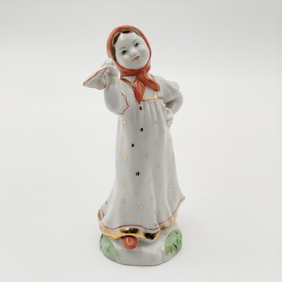 Статуэтка "Юная плясунья", автор  Г.С. Столбова