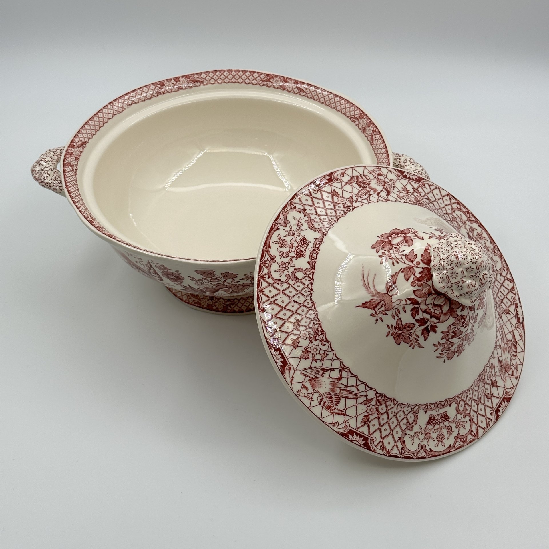 Террина, украшенная цветочным декором, Mason's ironstone