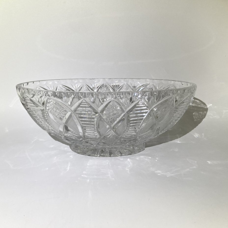 Фруктовница с рельефным декором, хрусталь, алмазная грань, СССР, 1970-1990 гг.