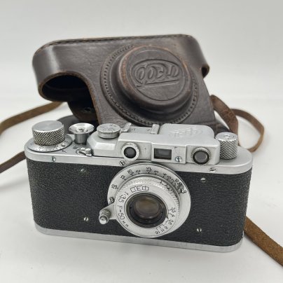 Фотоаппарат "ФЭД" в оригинальном кофре, металл, пластик, стекло, кожа, Харьковский машиностроительный завод им. Дзержинского (ФЭД), СССР, 1945-1955 гг., Харьковский машиностроительный завод им. Дзержинского (ФЭД)