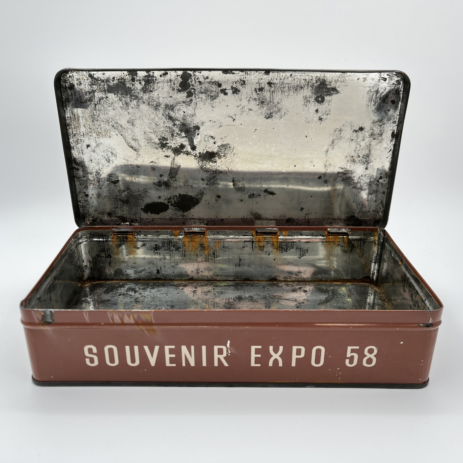 Коробка металлическая "Souvenir Expo 58"