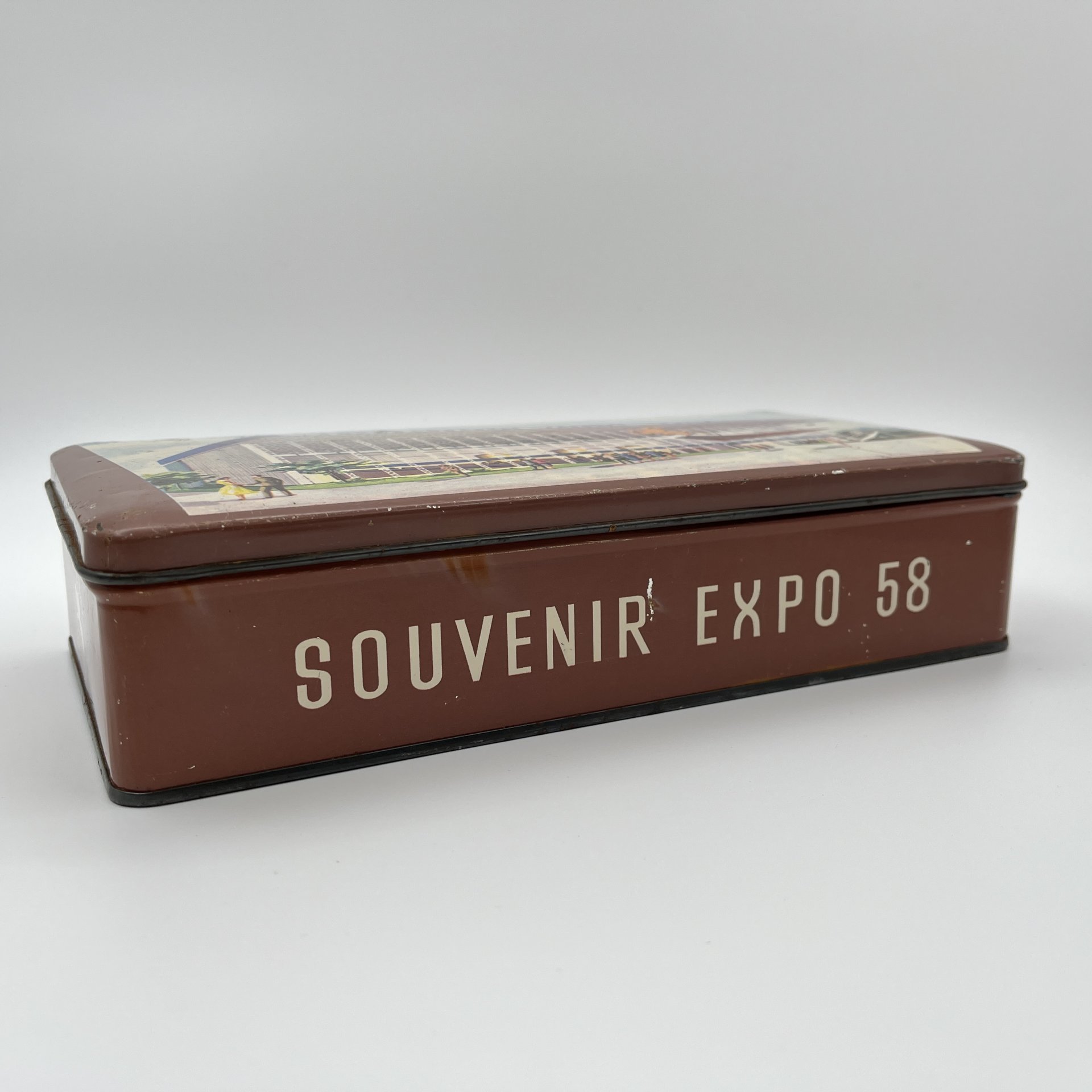 Коробка металлическая "Souvenir Expo 58"
