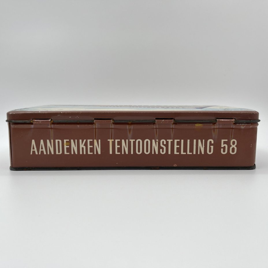 Коробка металлическая "Souvenir Expo 58"