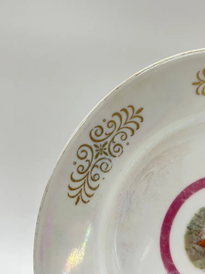 Набор из чашки и десертной тарелки с изображением античной сценки, фарфор, люстр, золочение, деколь, Graf Von Henneberg Porzellan, 1777 Jlmenau, Германия, 1950-1980 гг.