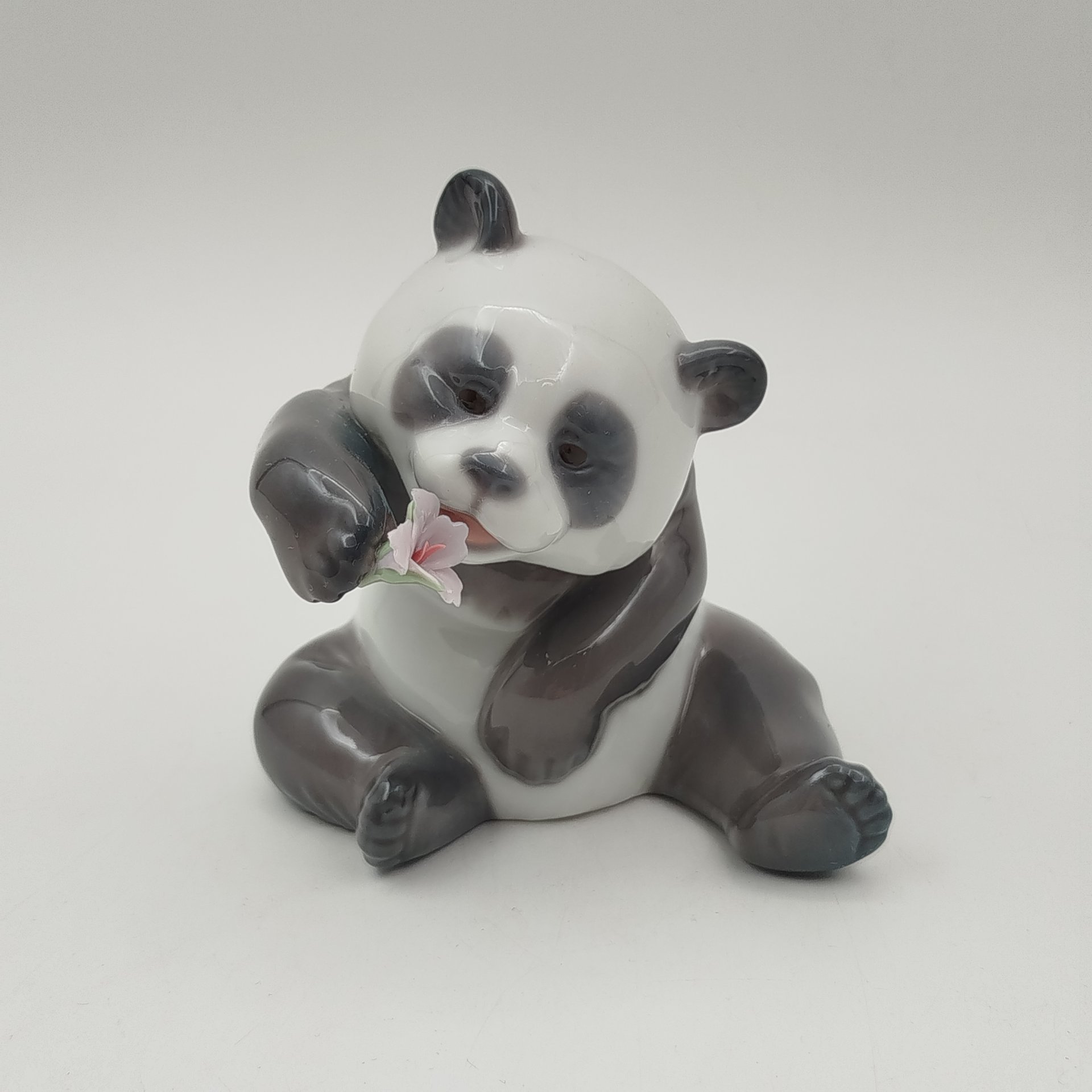 Статуэтка «Счастливая панда», фарфор, роспись, Lladro, Испания, 2007 г.