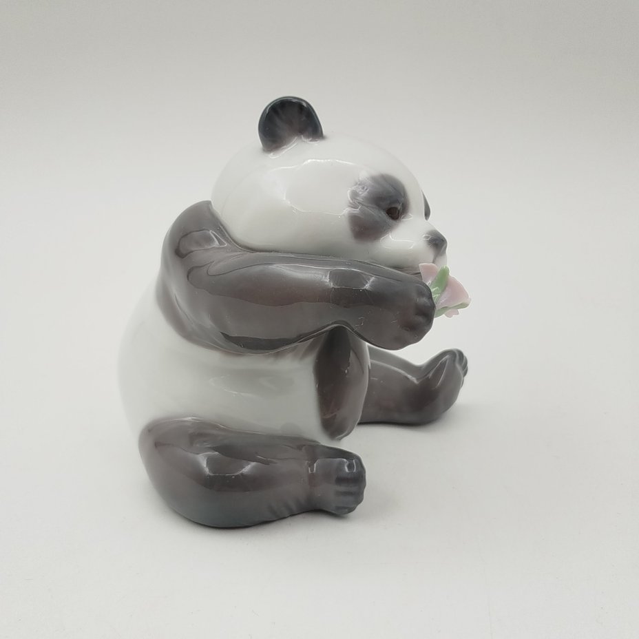Статуэтка «Счастливая панда», фарфор, роспись, Lladro, Испания, 2007 г.