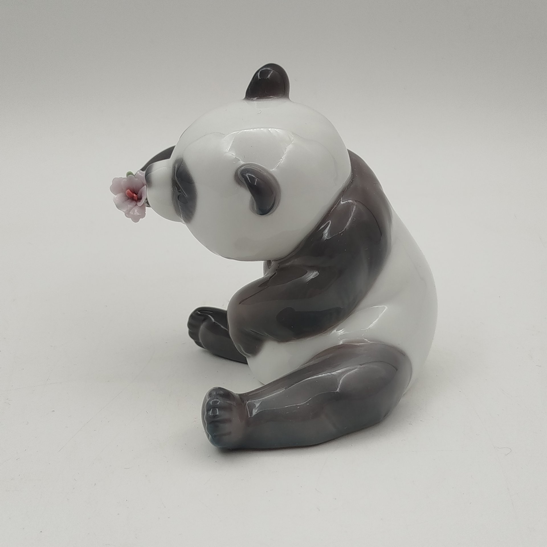 Статуэтка «Счастливая панда», фарфор, роспись, Lladro, Испания, 2007 г.