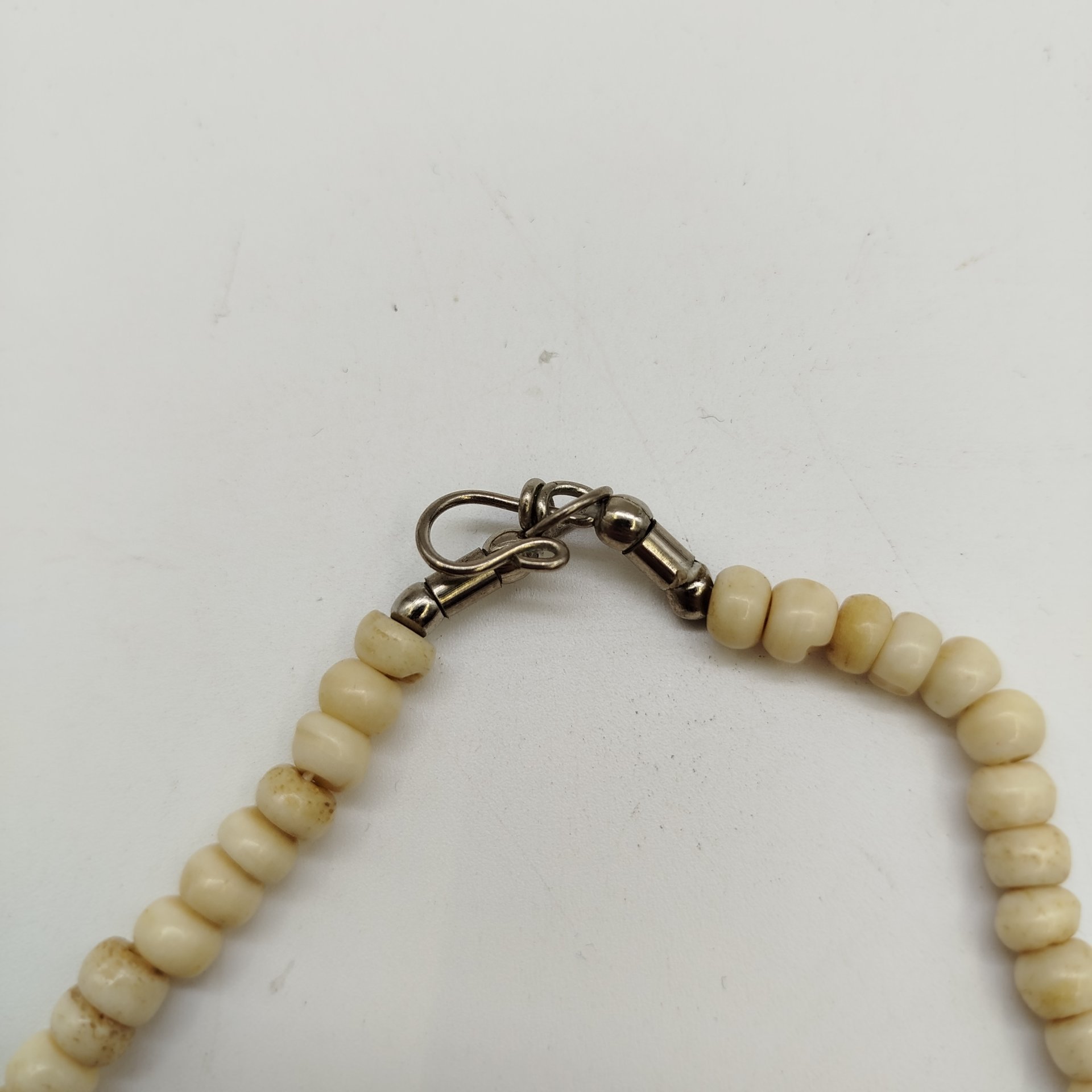 Бусы в этническом стиле с бусинами в виде слонов, кость, металл, резьба, Индия, 1970-1980 гг.